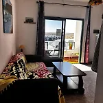 Lanzarote Surf House 6 Guests דירה