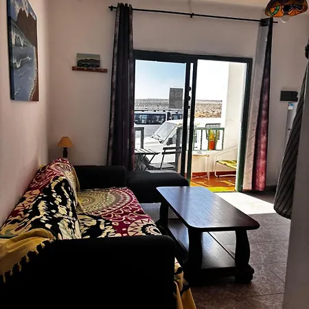 Lanzarote Surf House 6 Guests Apartment